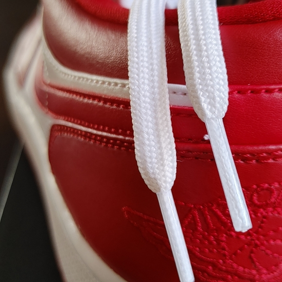 Air Jordan 1 low gym red size 10 - Picture 8 of 8
